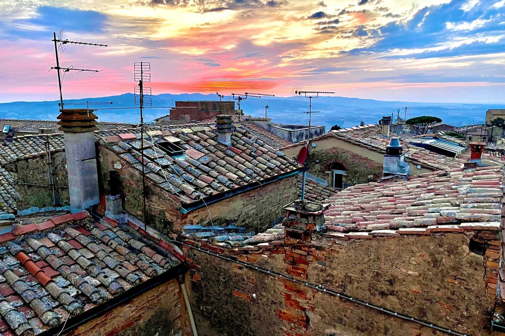 The Walkable Volterra Rooftop Suite Exterior photo